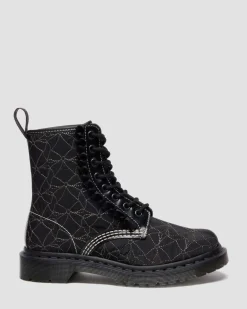 Dr. Martens Last Chance Styles*1460 FRILL in BLACK