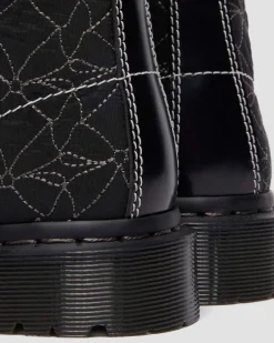 Dr. Martens Last Chance Styles*1460 FRILL in BLACK