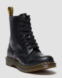 Dr. Martens Last Chance Styles|Last Chance Styles*55 Inch Faux Fur Shoe Laces (8-10 Eye) in Black Black — Polyester