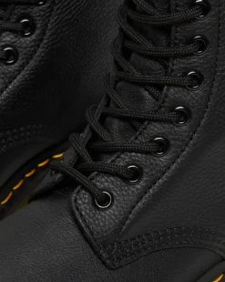 Dr. Martens Originals|New And Featured*1460 Pascal Virginia leather boots in Black Black — Virginia