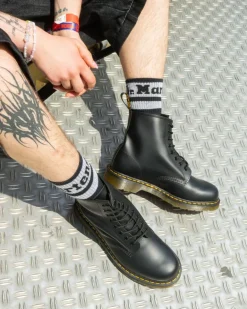 Dr. Martens Originals|New And Featured*1460 Smooth Leather Lace Up Boots in Black Black — Smooth Leather