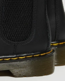 Dr. Martens Junior & 5-7 Years*Junior 2976 Softy T Leather Chelsea Boots in Black Black — Softy T