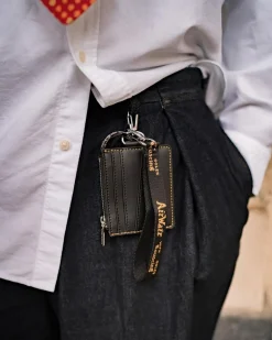 Dr. Martens Accessories|Bags*Kiev Leather Cardholder in Black Black — Kiev