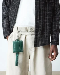 Dr. Martens New And Featured|Accessories*Kiev Leather Cardholder in Dms Green DMS GREEN — Kiev