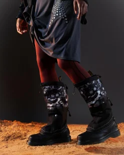 Dr. Martens Winter Boots|Last Chance Styles*14xx Removable Gaiters Sub Boots in Black Black+White