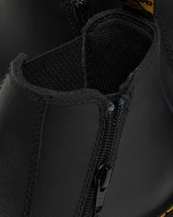 Dr. Martens Youth & 8-14 Years*Youth 2976 Softy T Leather Chelsea Boots in Black Black — Softy T